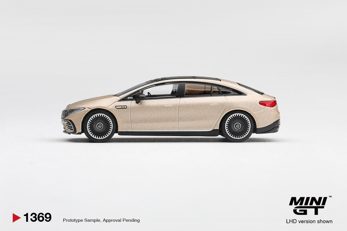 Mini GT Mercedes-Benz EQS 53 Signature Kalahari Gold Magno 2025 – Ansicht 4