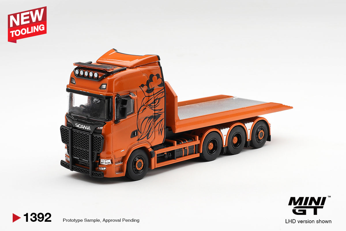Mini GT Scania 770S B8X4NA Hooklift Flatbed Orange 2025 – Ansicht 5