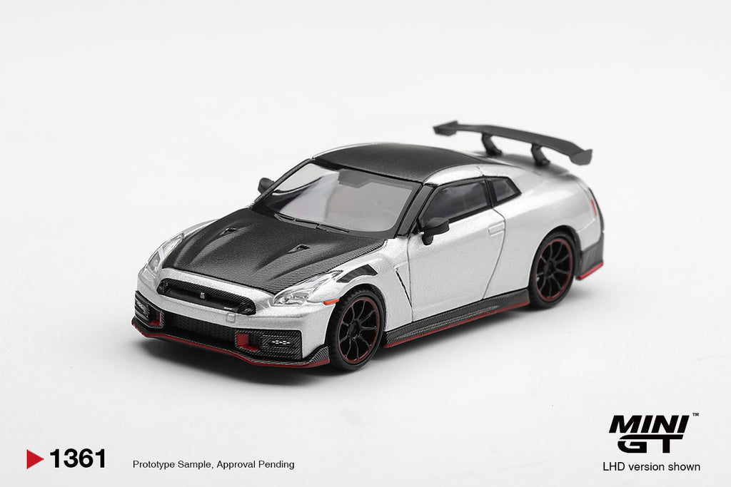 Mini GT Nissan GT-R R35 Nismo Silver Metallic 2024 – Ansicht 2