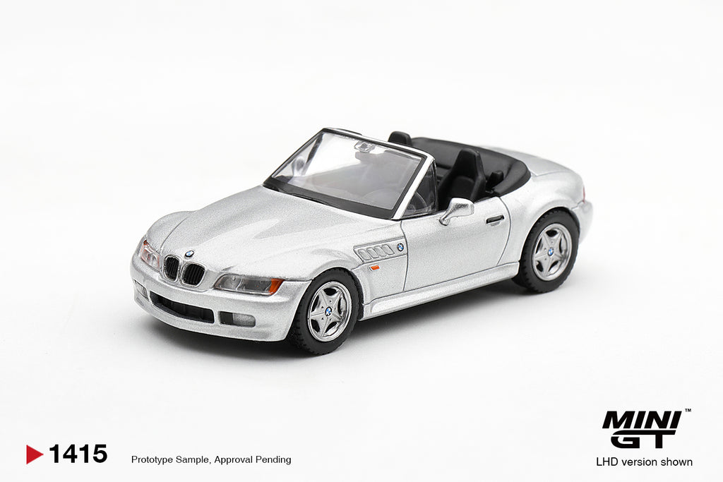Mini GT BMW Z3 2,8I Titanium Silver 1997 – Ansicht 2